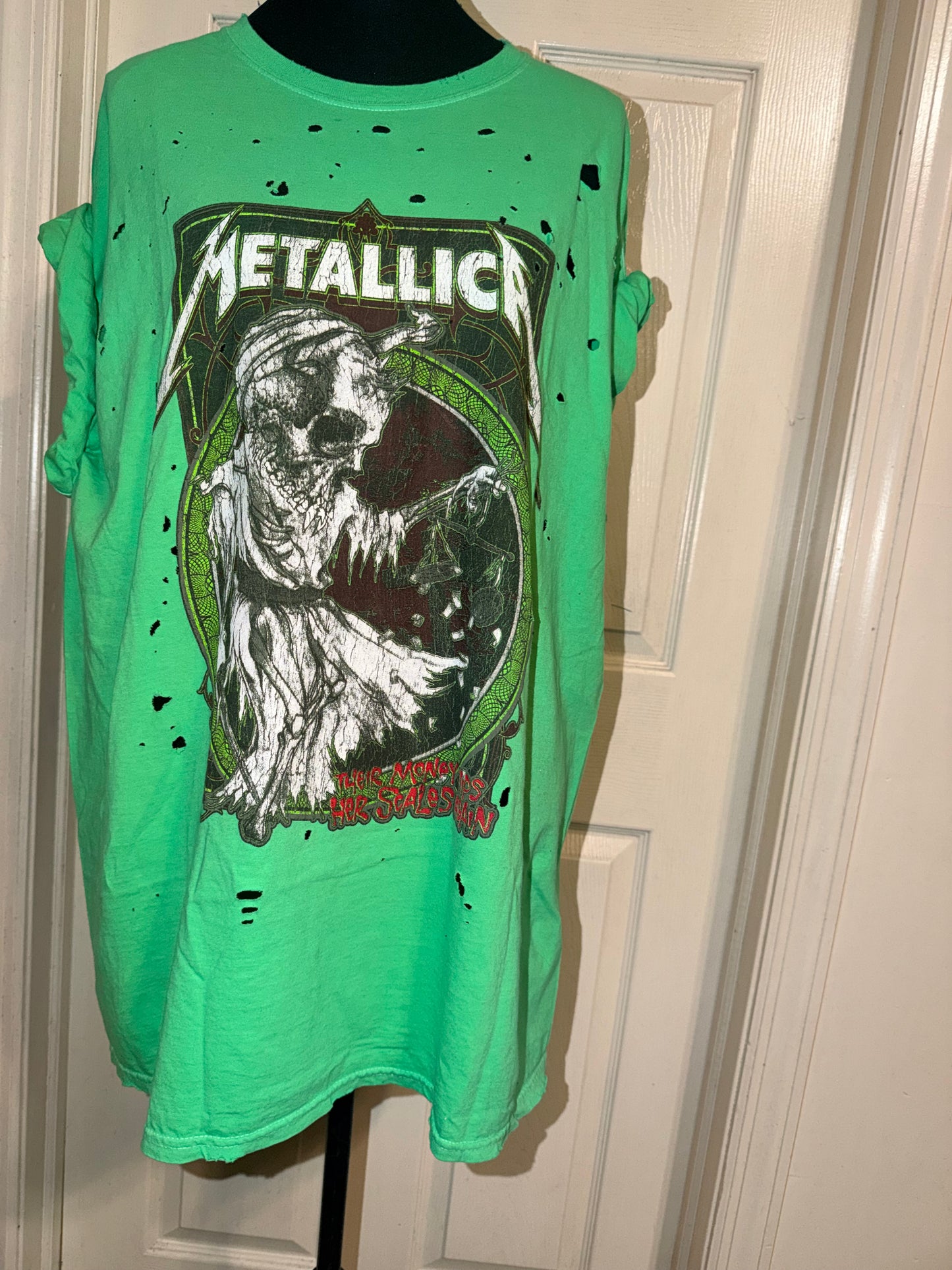 Metallica Oversized Distressed Tee