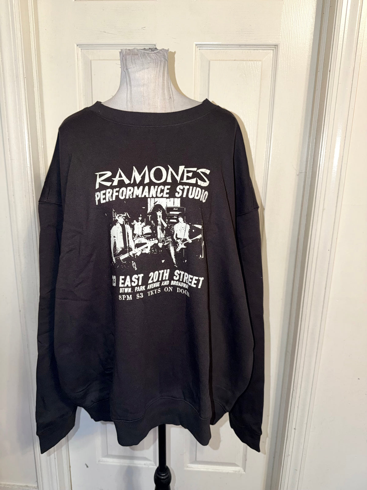 Ramones Oversized Sweatshirt