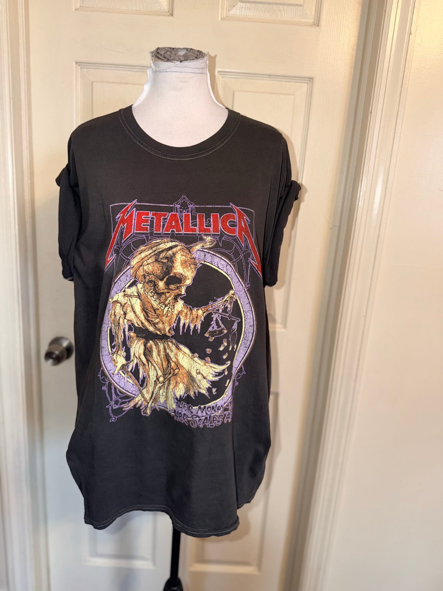 Metallica Oversized Distressed Tee