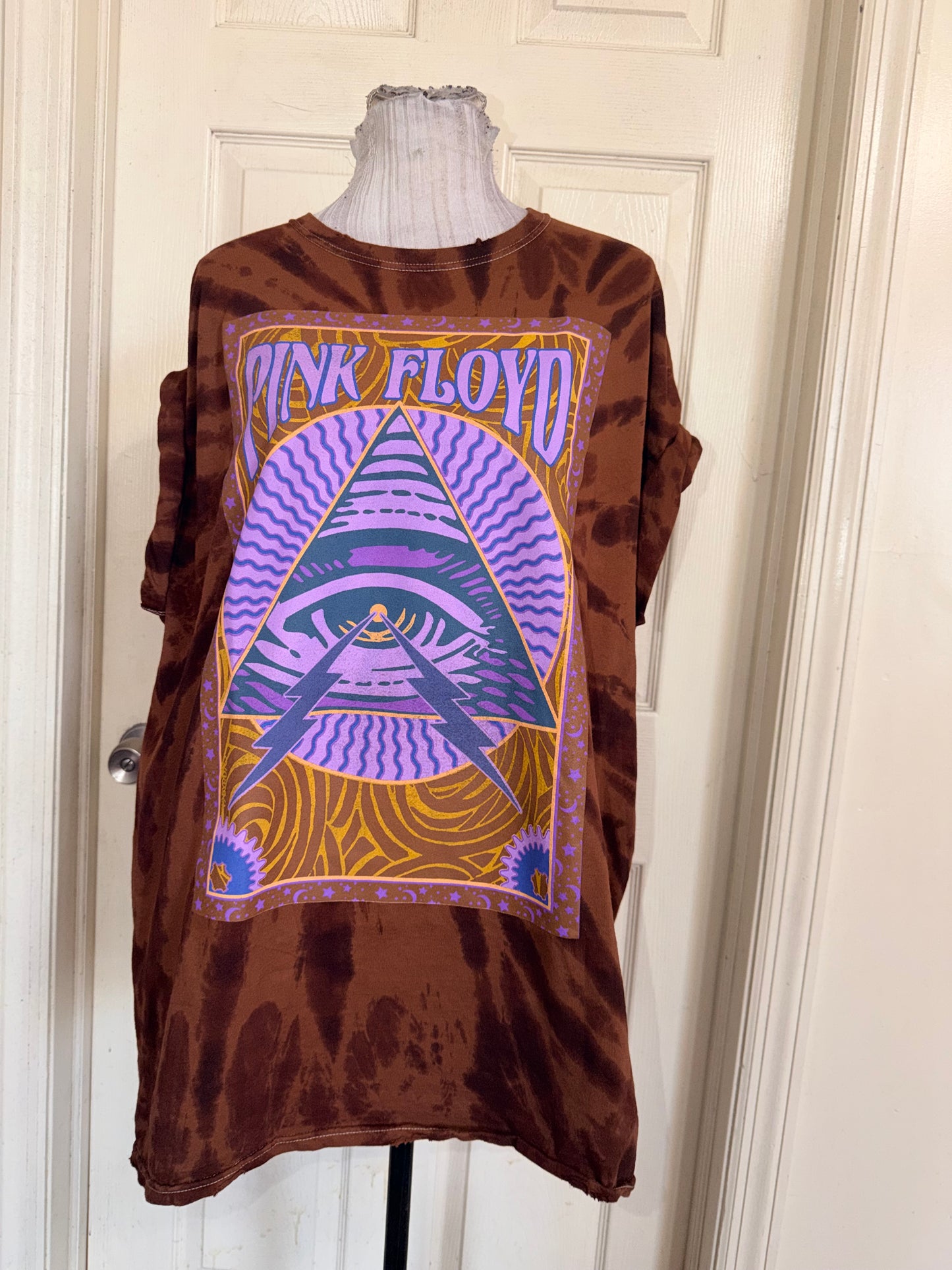 Pink Floyd Oversized Distressed Tee