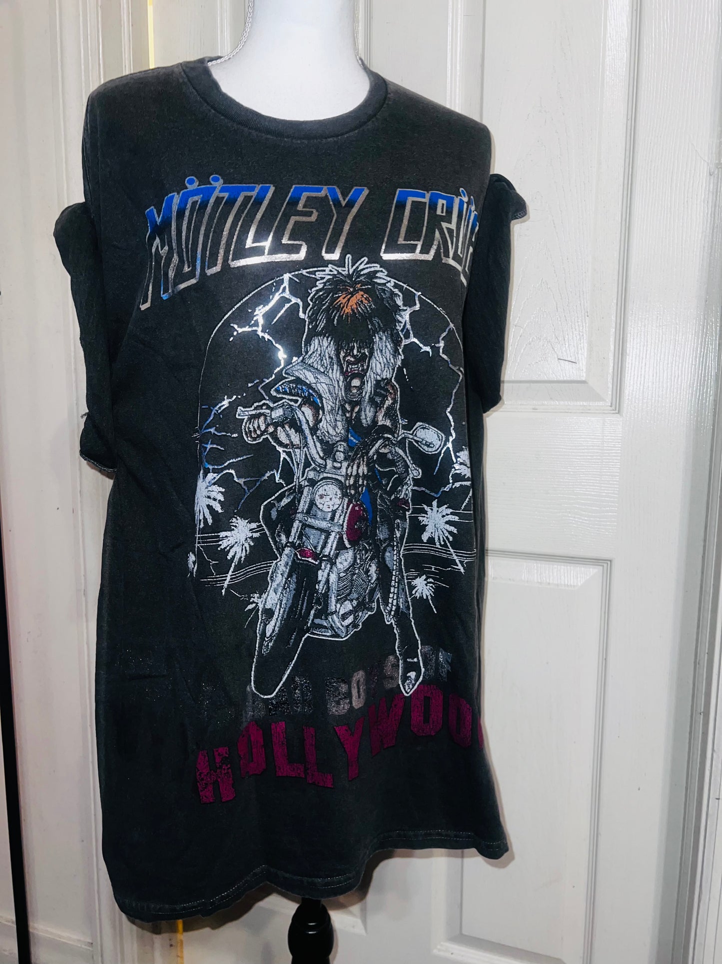 Motley Crue Oversized Distressed Tee