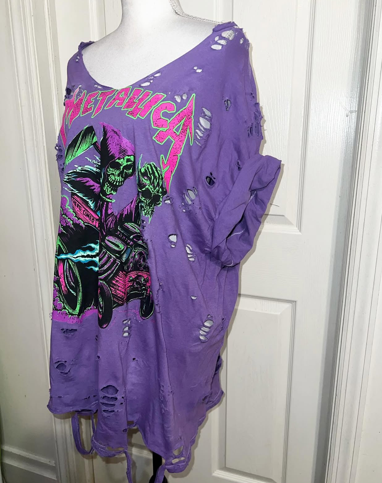 Metallica Oversized Distressed Tee