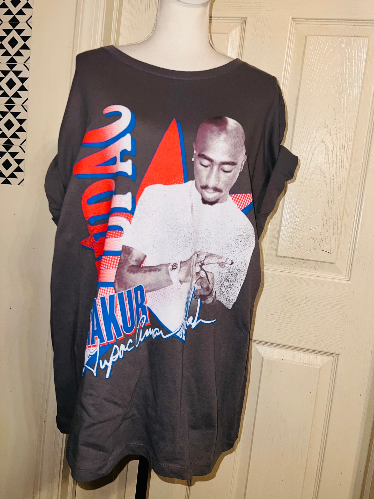 Tupac Distressed Tee