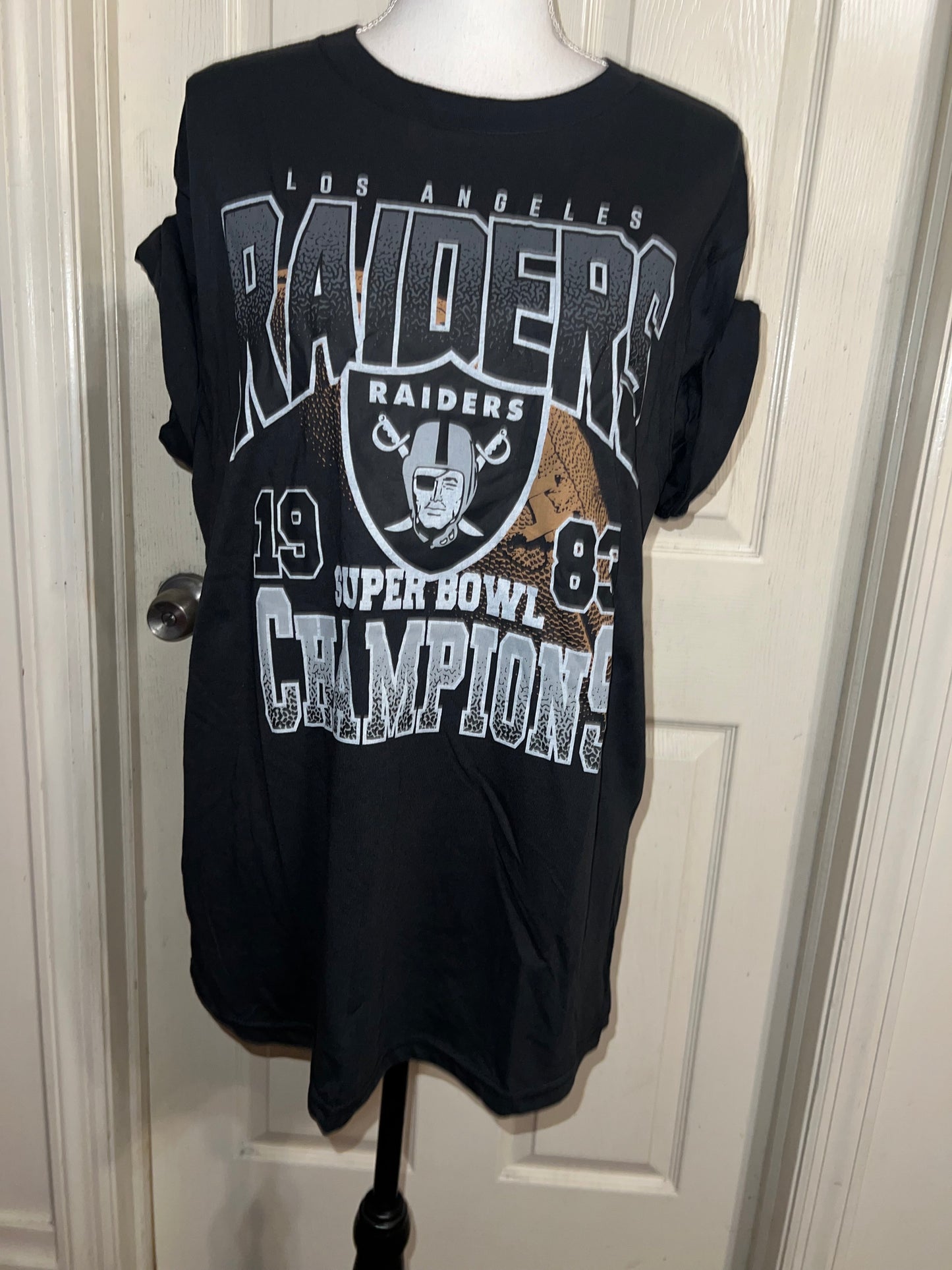 Las Vegas Raiders Oversized Distressed Tee