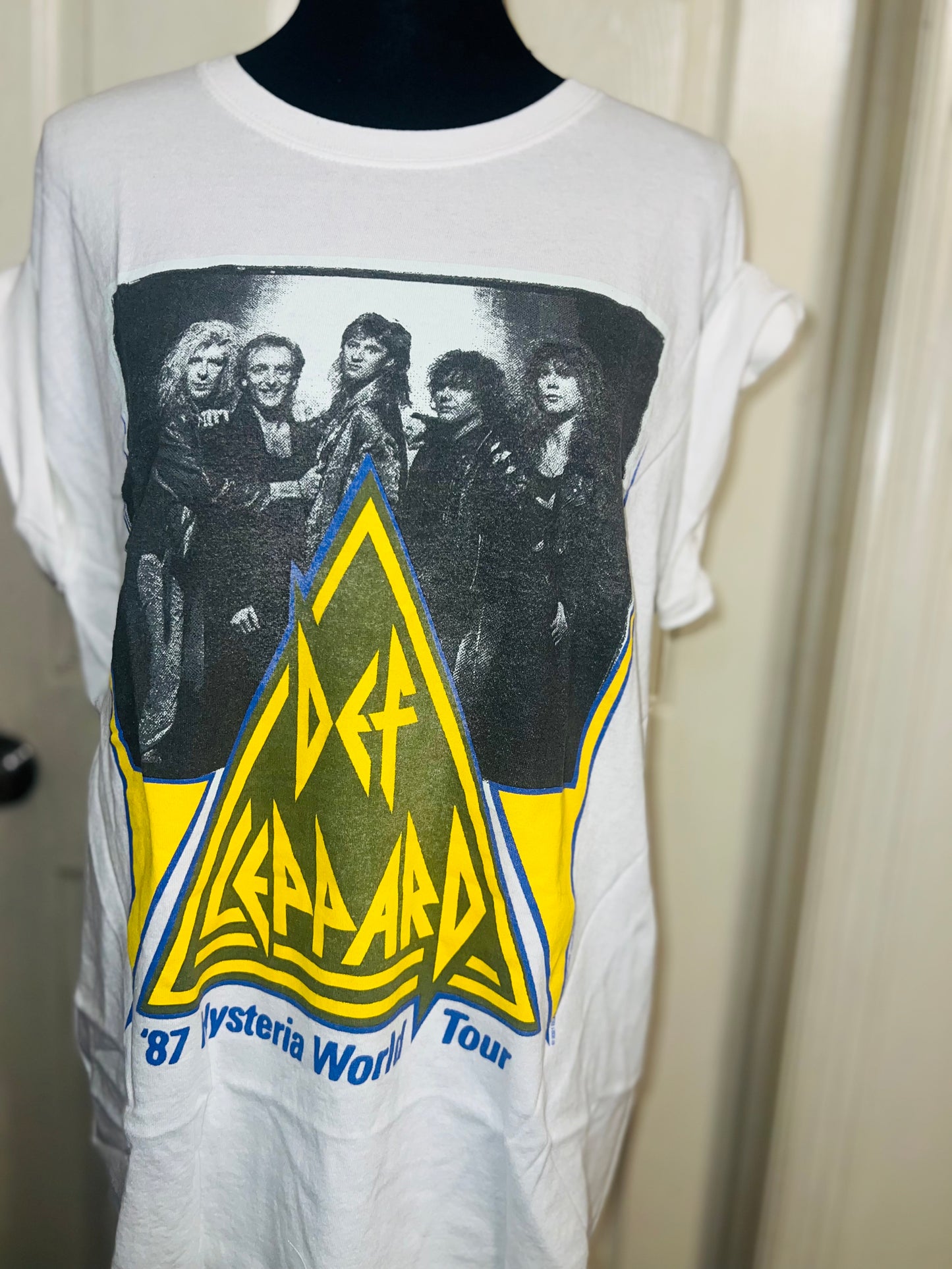 Def Leppard Oversized Distressed Tee