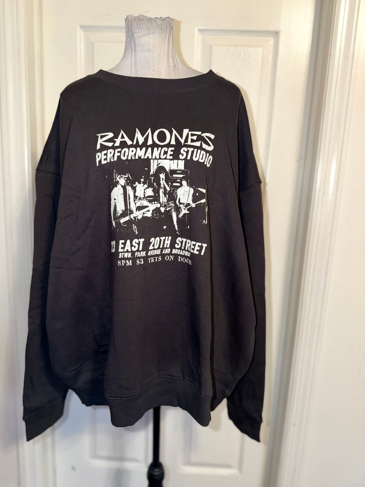 Ramones Oversized Sweatshirt