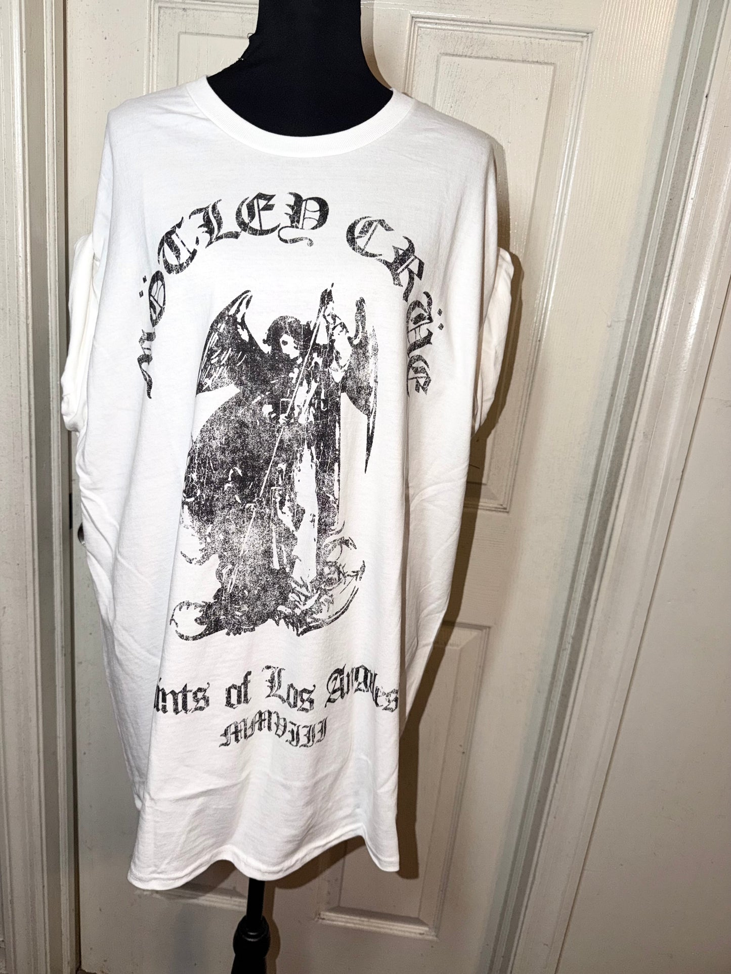 Motley Crue Oversized Distressed Tee