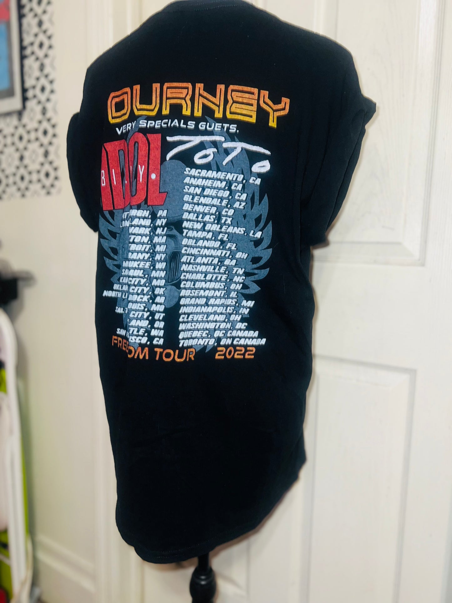 Journey (ft. Toto & Billy Idol) Oversized Distressed Tee