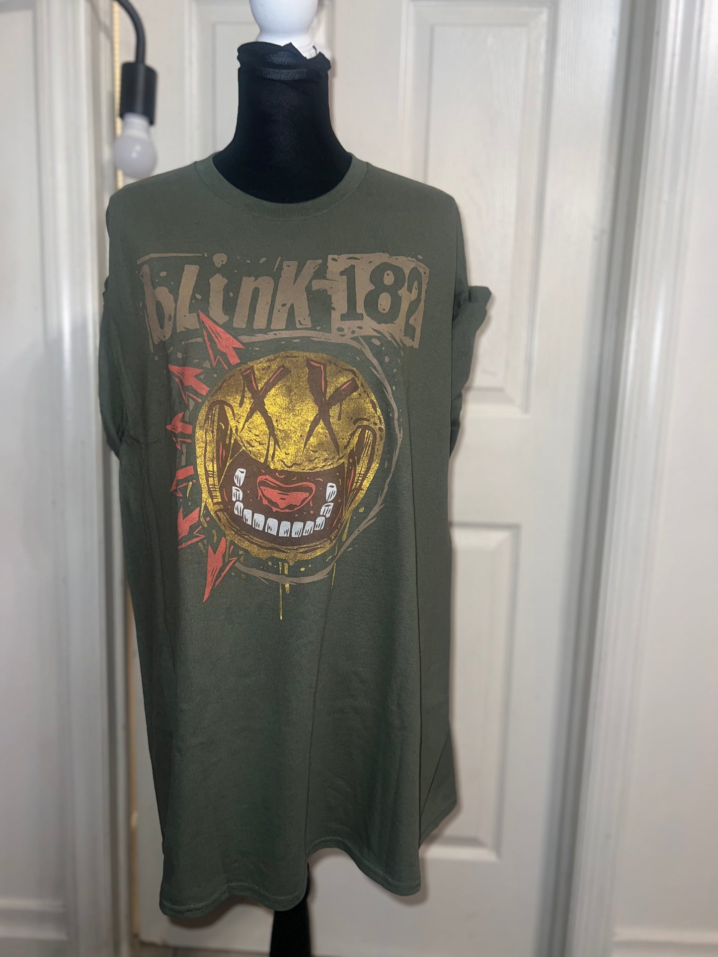 Blink 182 Oversized Distressed Tee