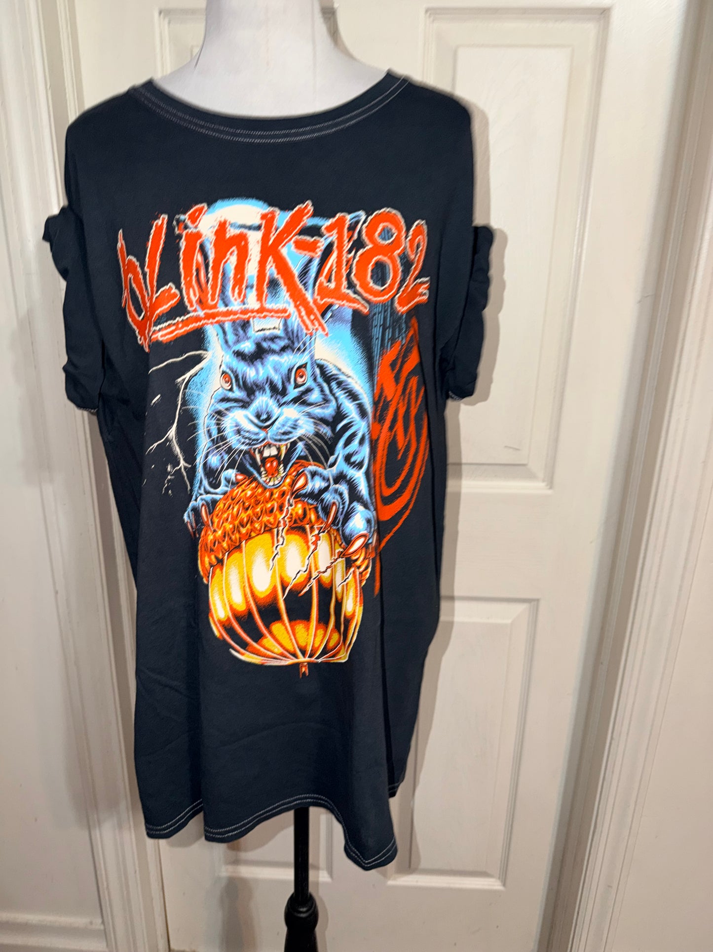 Blink-182 Oversized Distressed Tee
