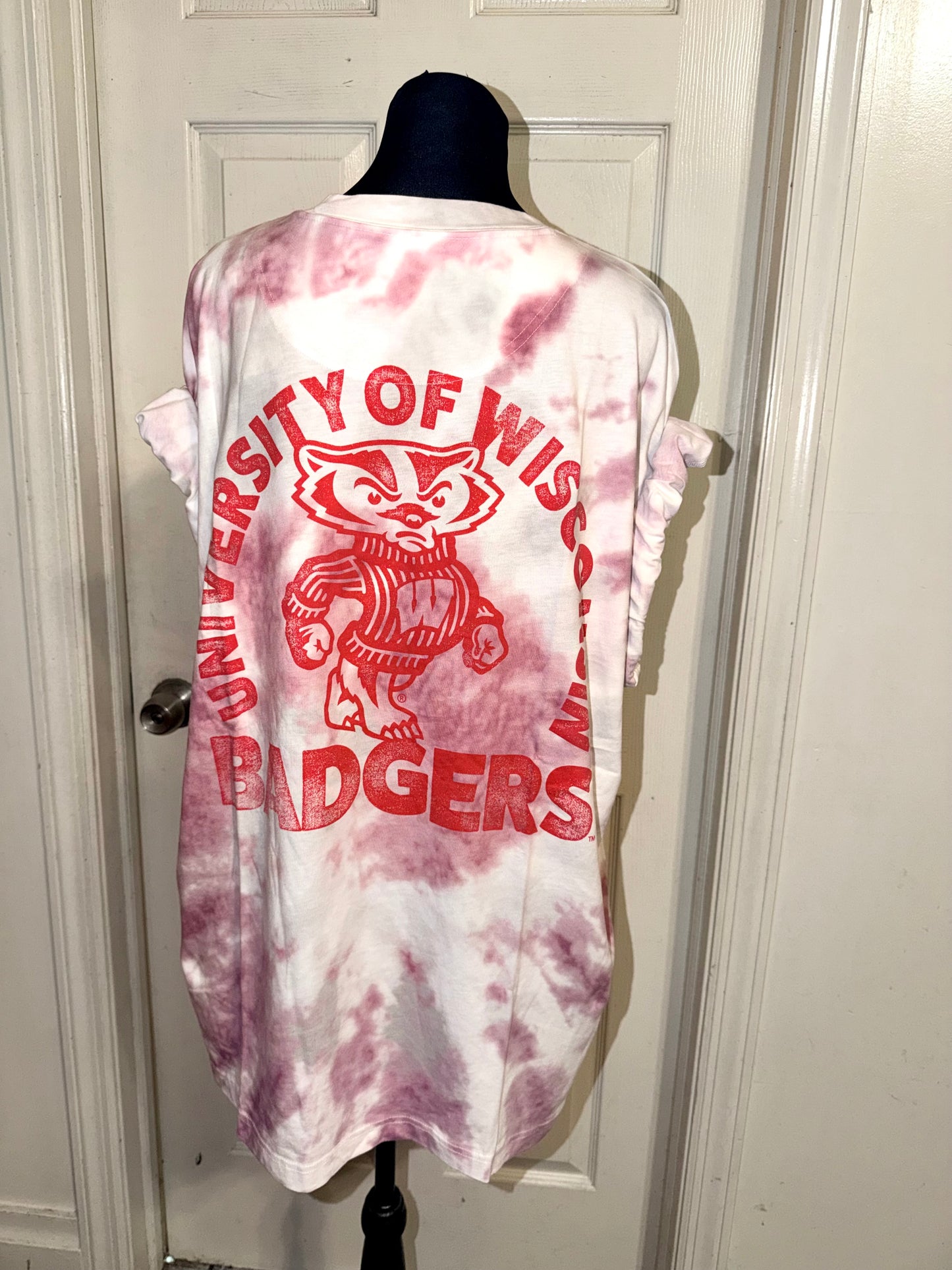 Wisconsin Badgers Oversized Double Sided Tee