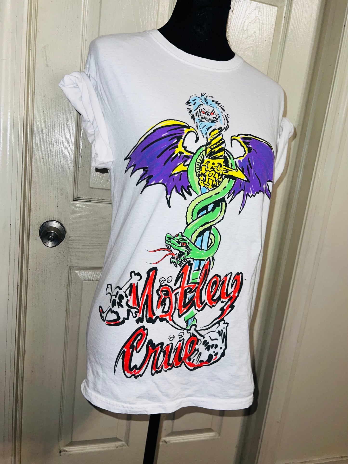 Motley Crue Oversized Distressed Tee