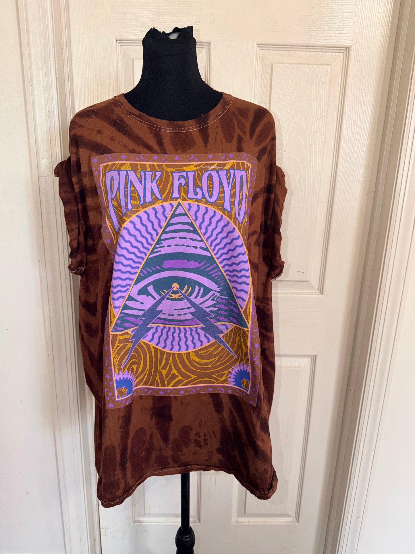Pink Floyd Oversized Distressed Tee
