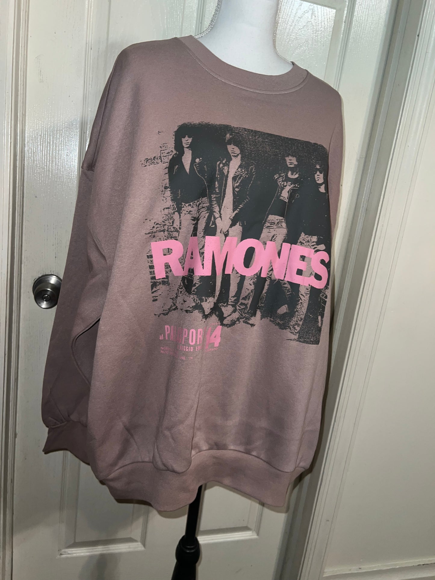 Ramones Oversized Distressed Tee