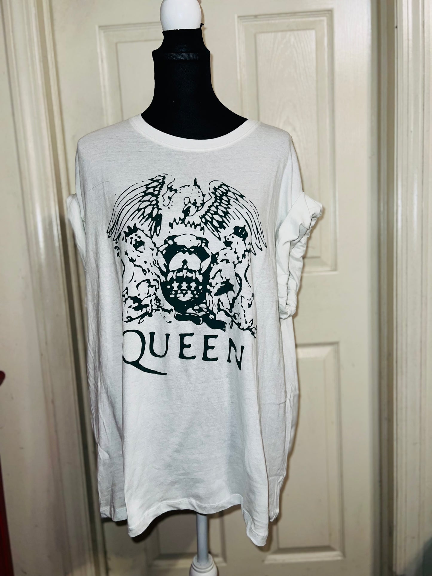 Queen Oversized Distressed Tee