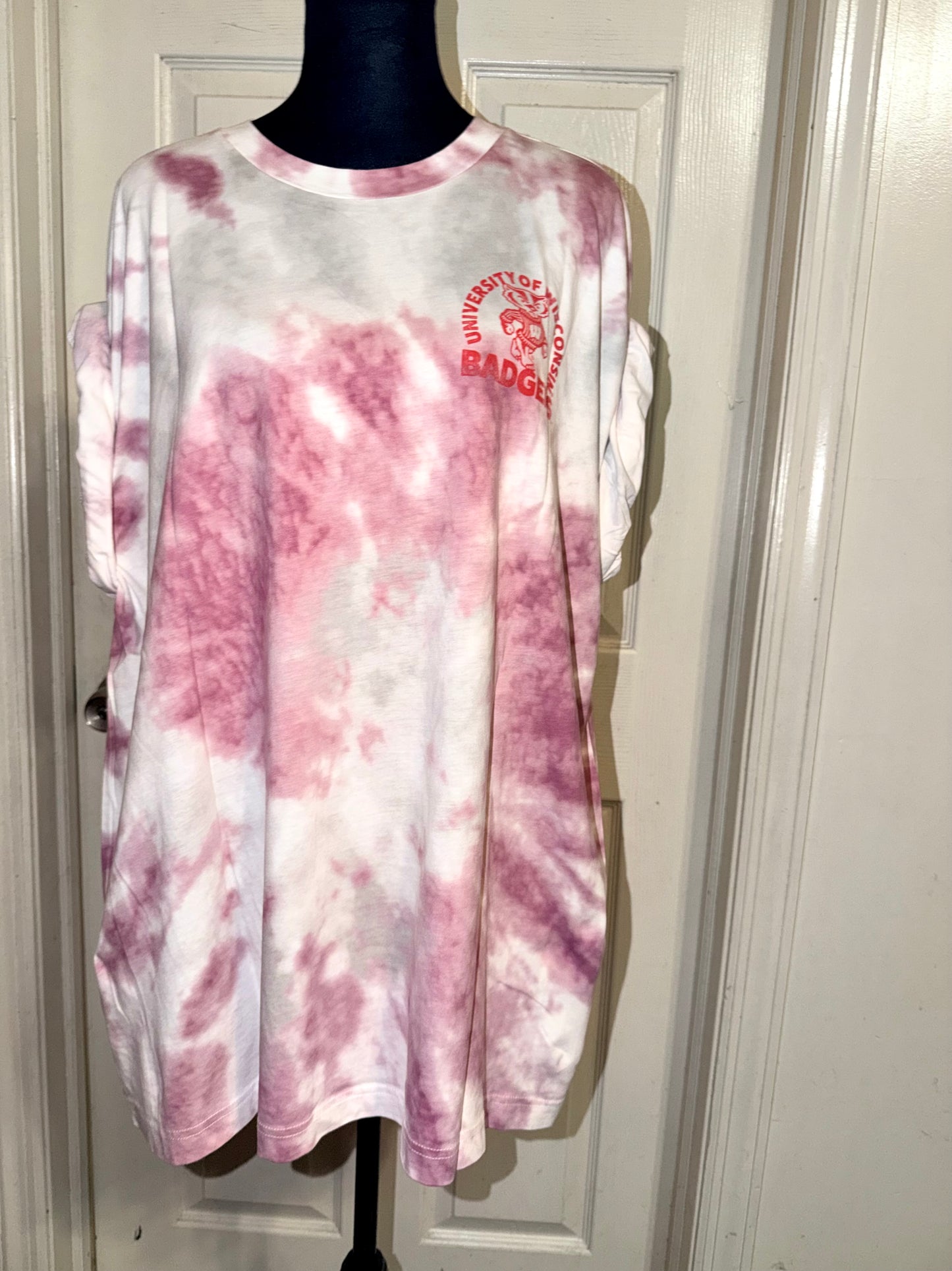 Wisconsin Badgers Oversized Double Sided Tee