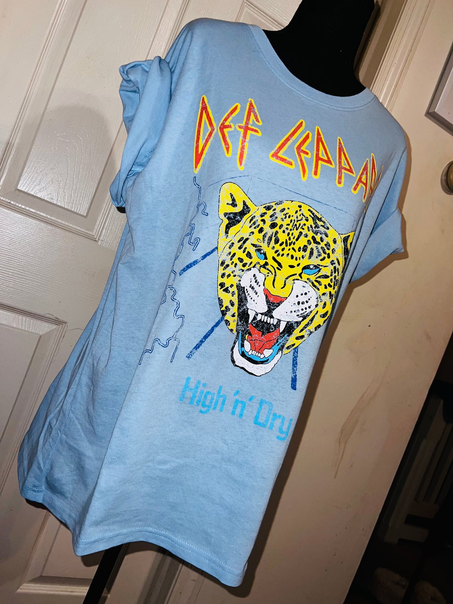 Def Leppard Oversized Distressed Tee