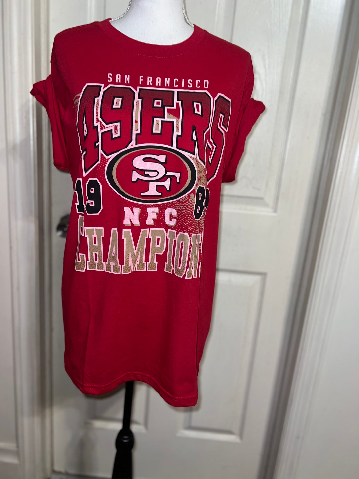 San Francisco 49ers Oversized Distressed Tee