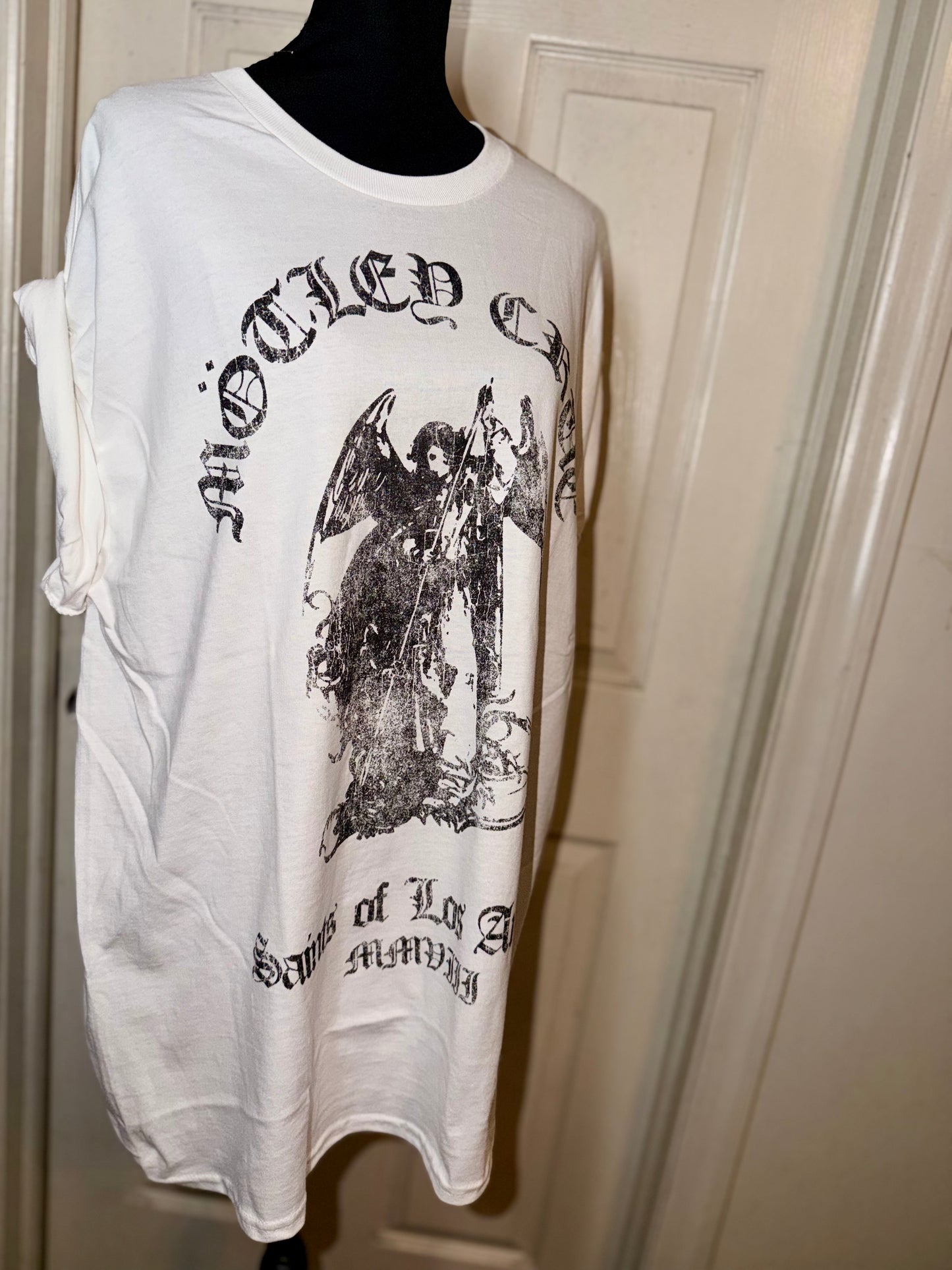 Motley Crue Oversized Distressed Tee