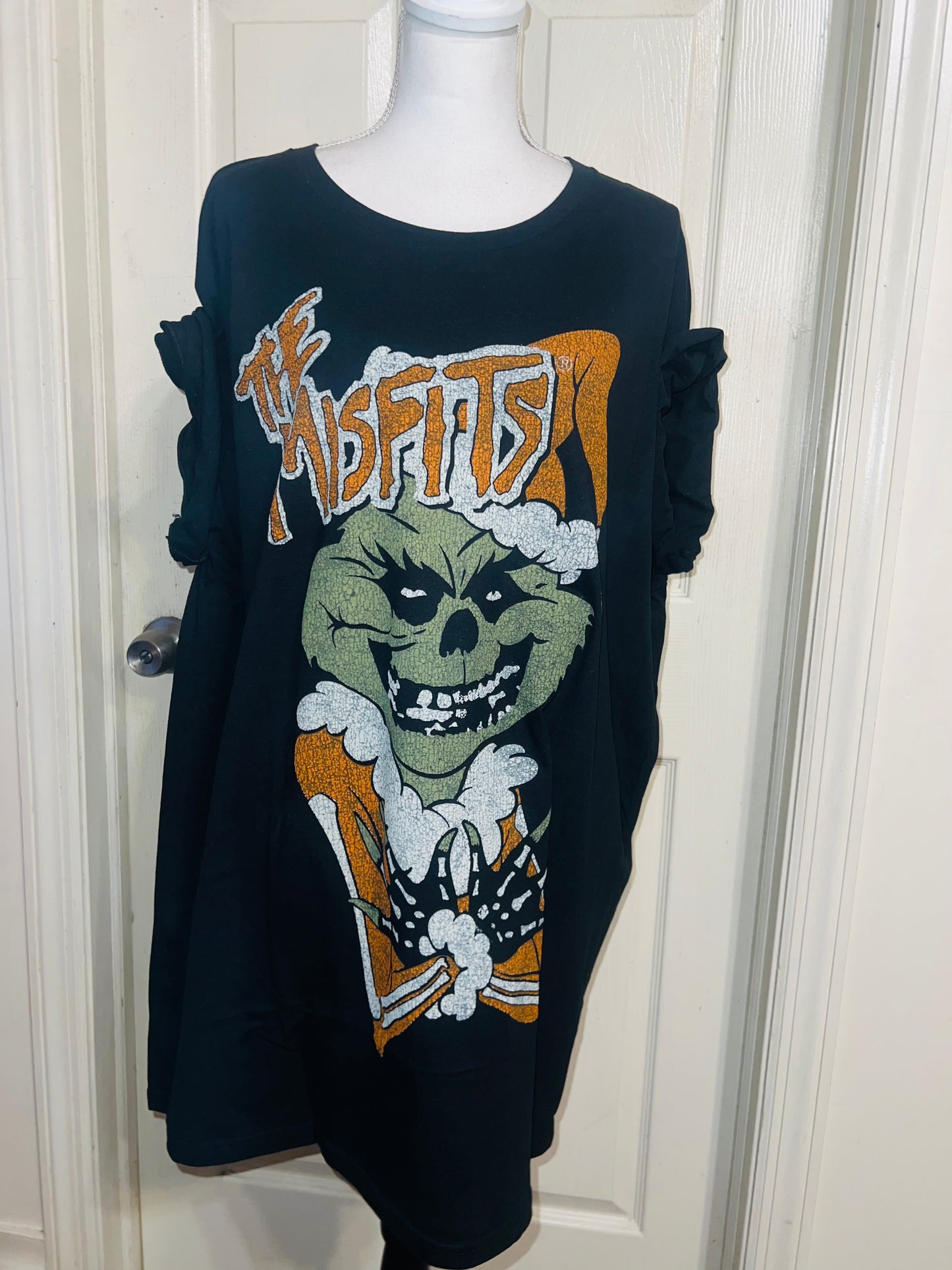 The Misfits Holiday Oversized Distressed Tee