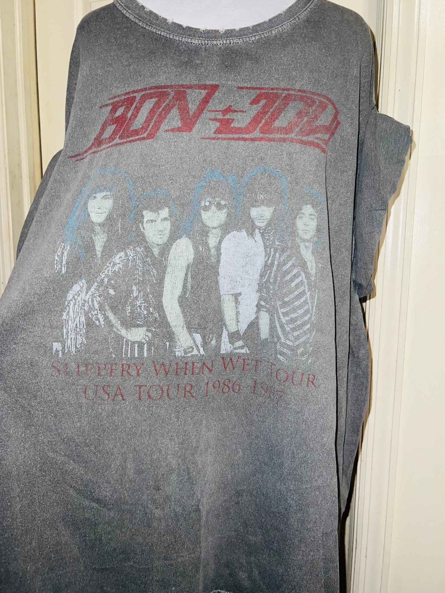 Bob Jovi Oversized Distressed Tee