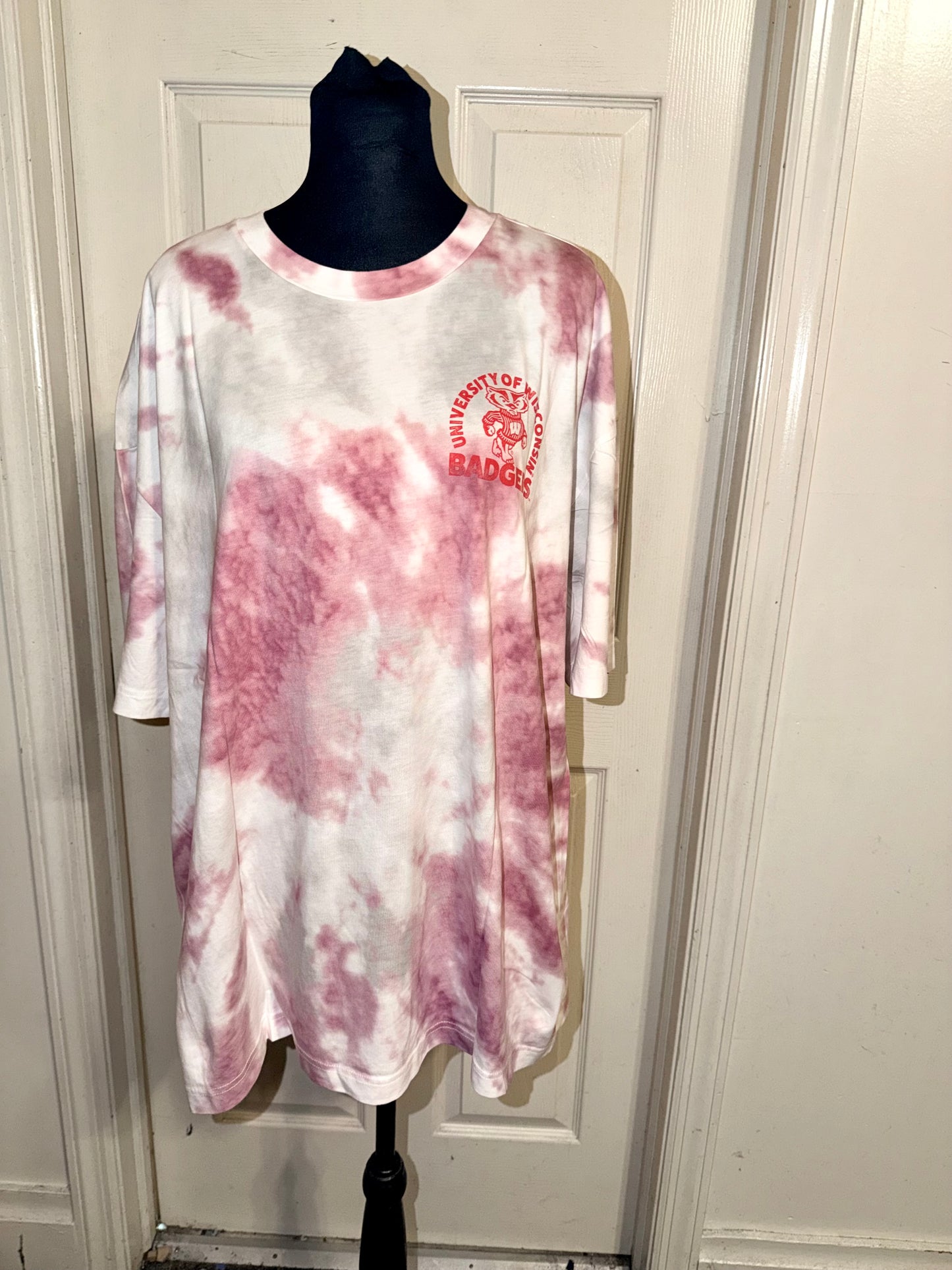 Wisconsin Badgers Oversized Double Sided Tee