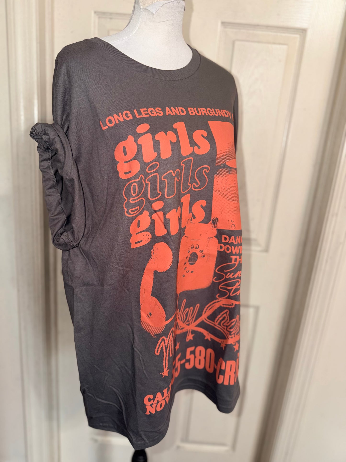 Motley Crue Oversized Distressed Tee