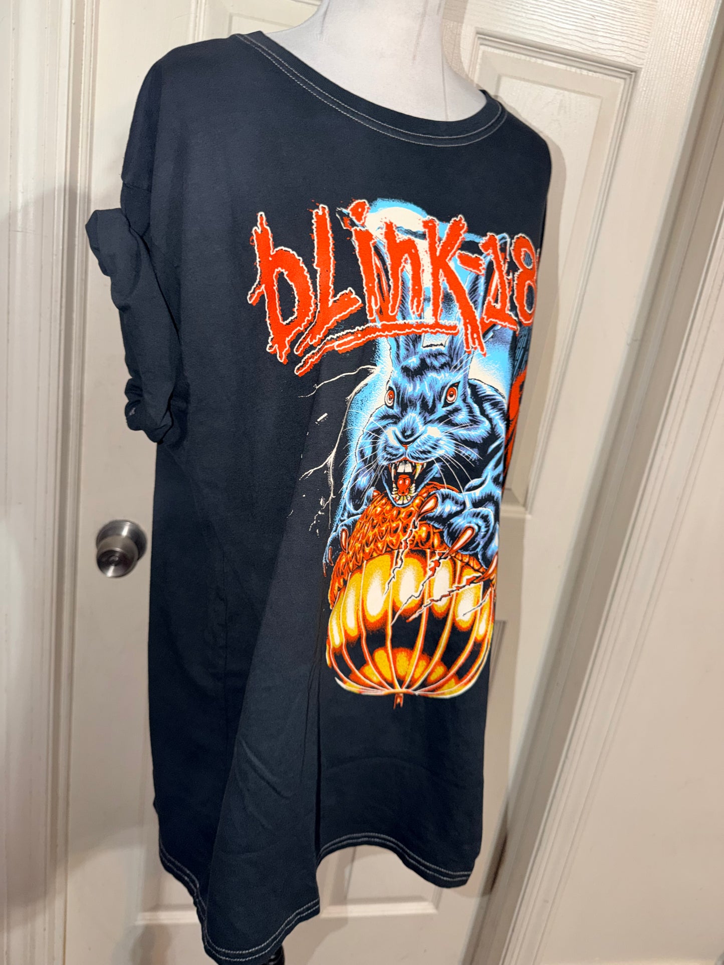 Blink-182 Oversized Distressed Tee