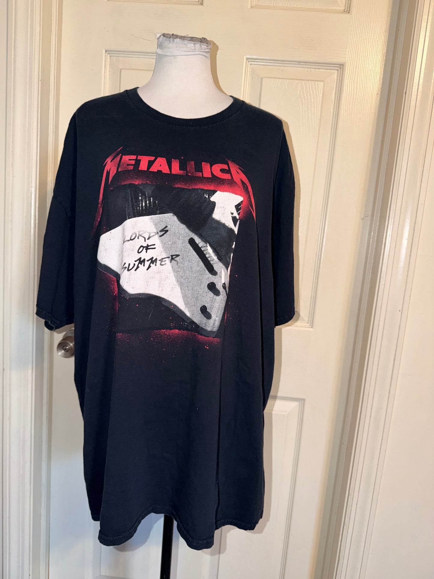 Metallica Oversized Distressed Tee