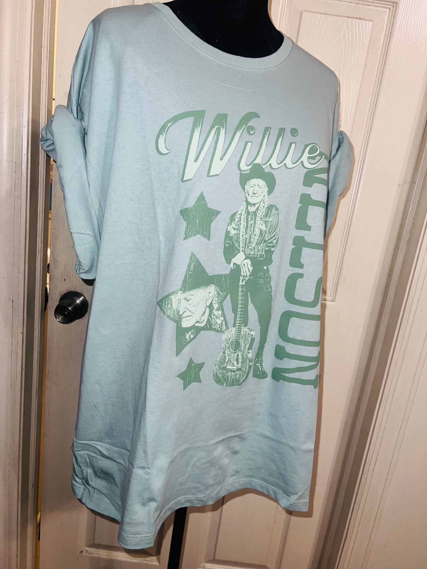 Willie Nelson Oversized Distressed Tee