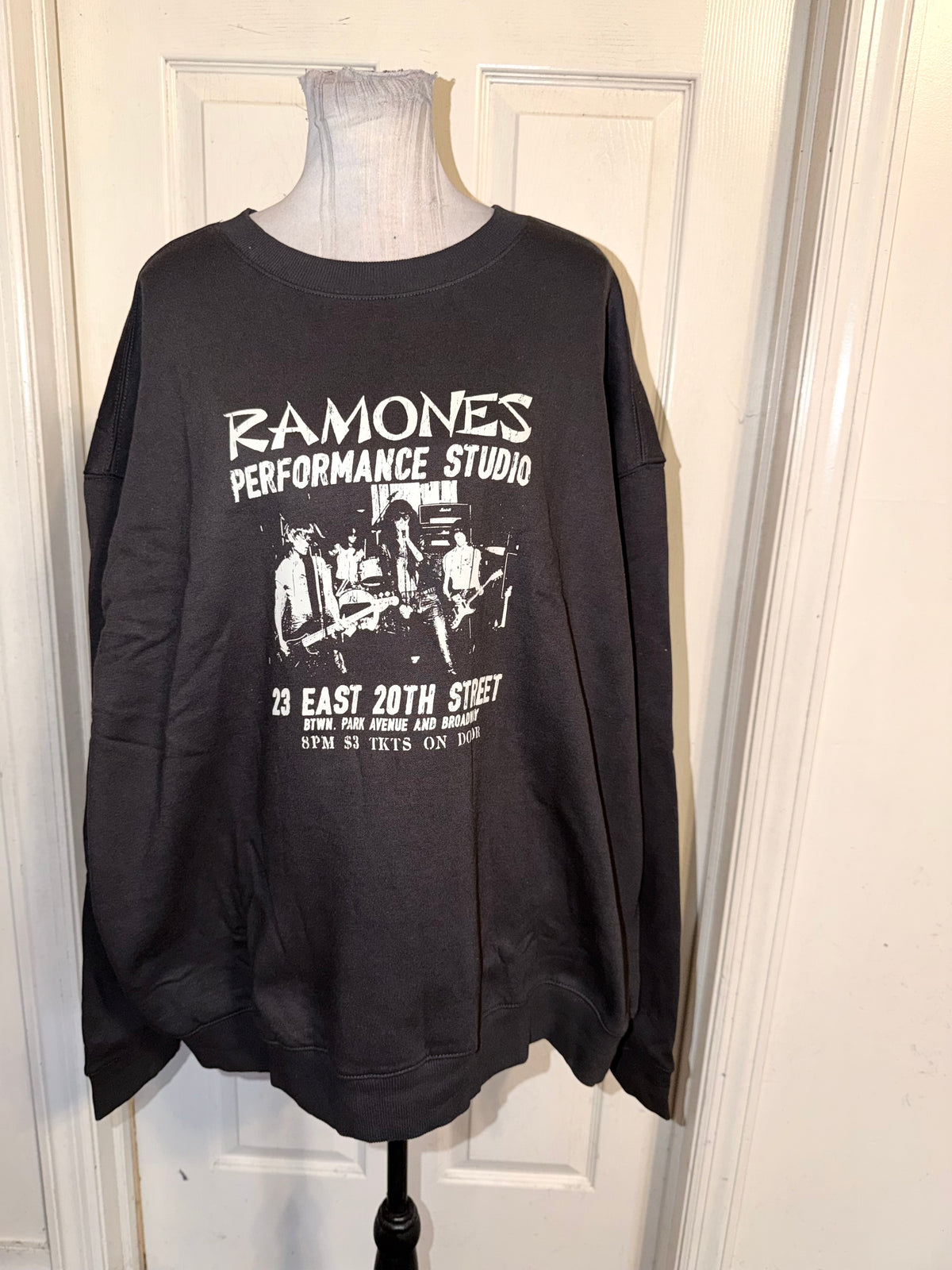 Ramones Oversized Sweatshirt