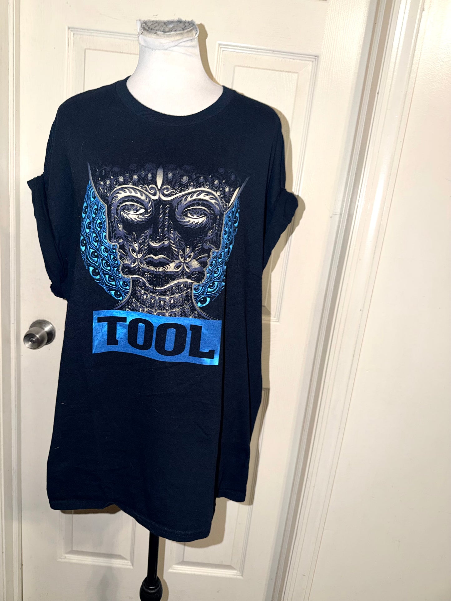 Tool Oversized Tee