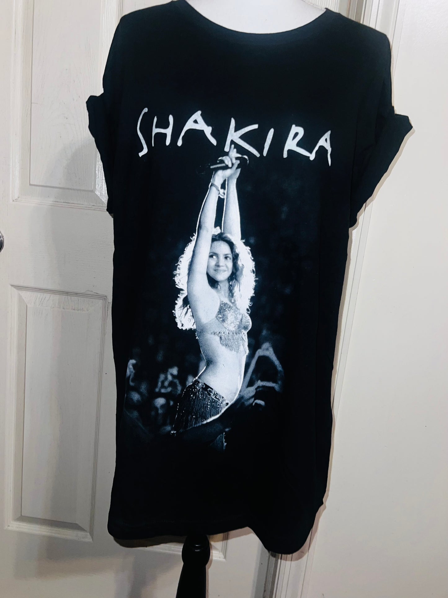 Shakira Oversized Distressed Tee