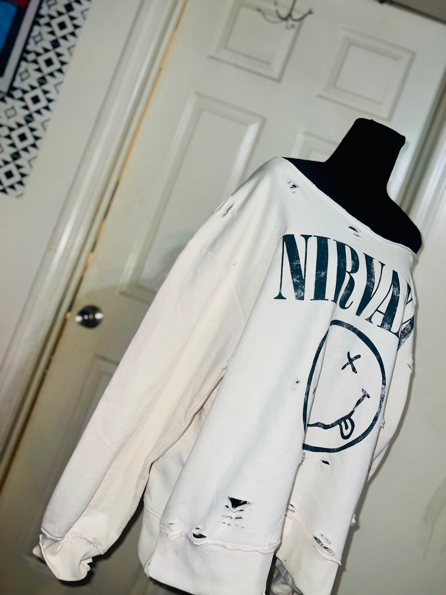 Nirvana Oversized Cream Sweatshirt