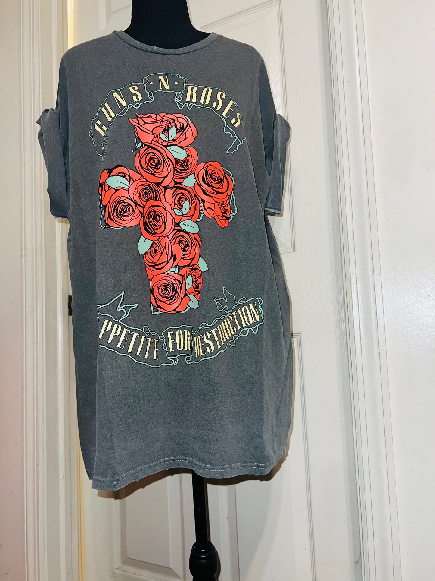 Guns n Roses Oversized Distressed Tee