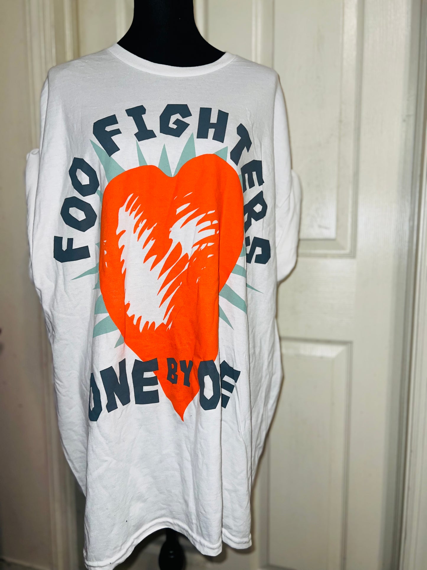 Foo Fighters Oversized Distressed Tee