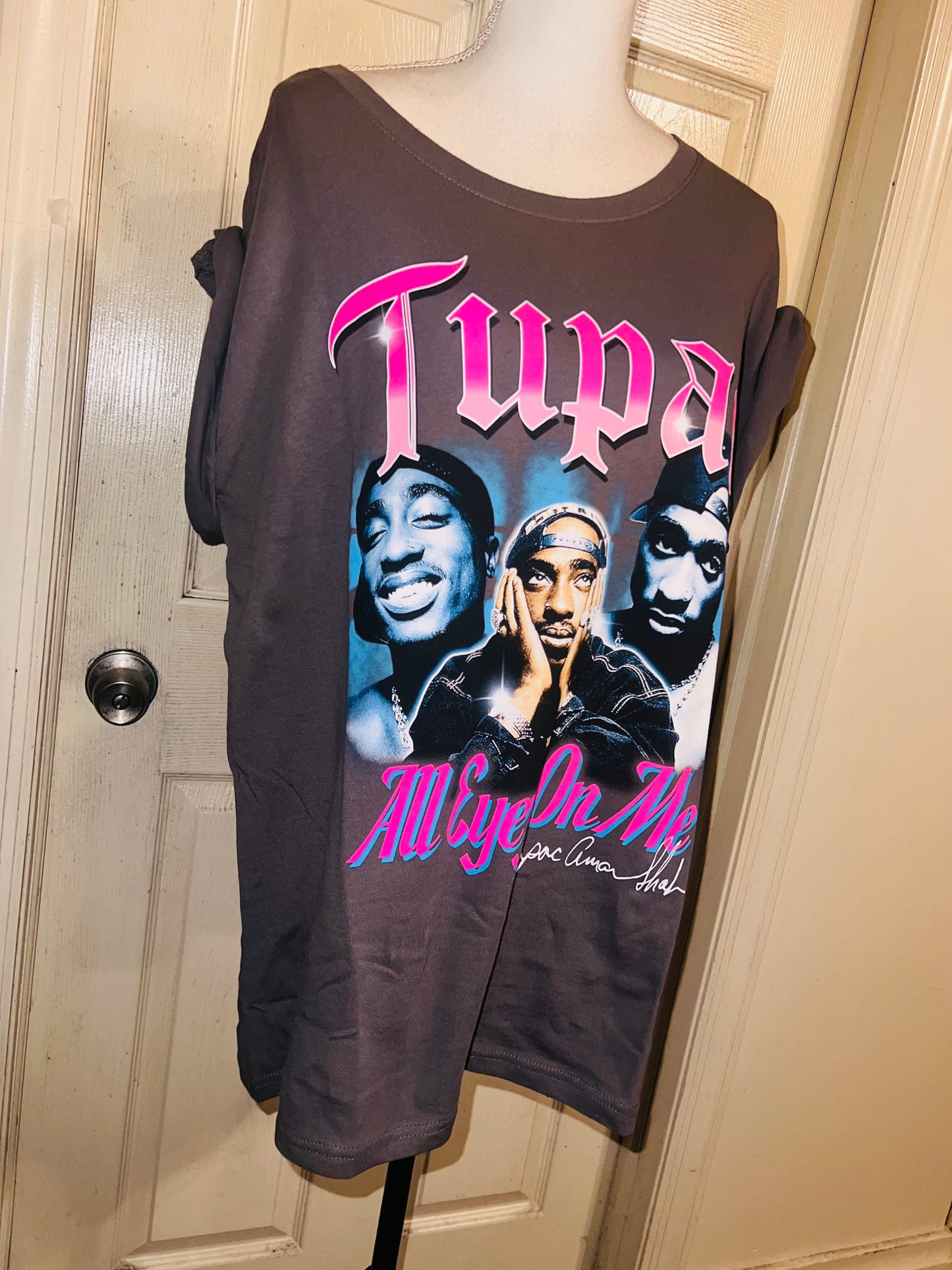 Tupac Oversized Distressed Tee