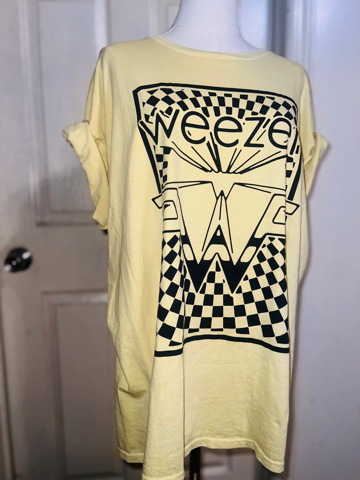 Weezer Oversized Distressed Tee