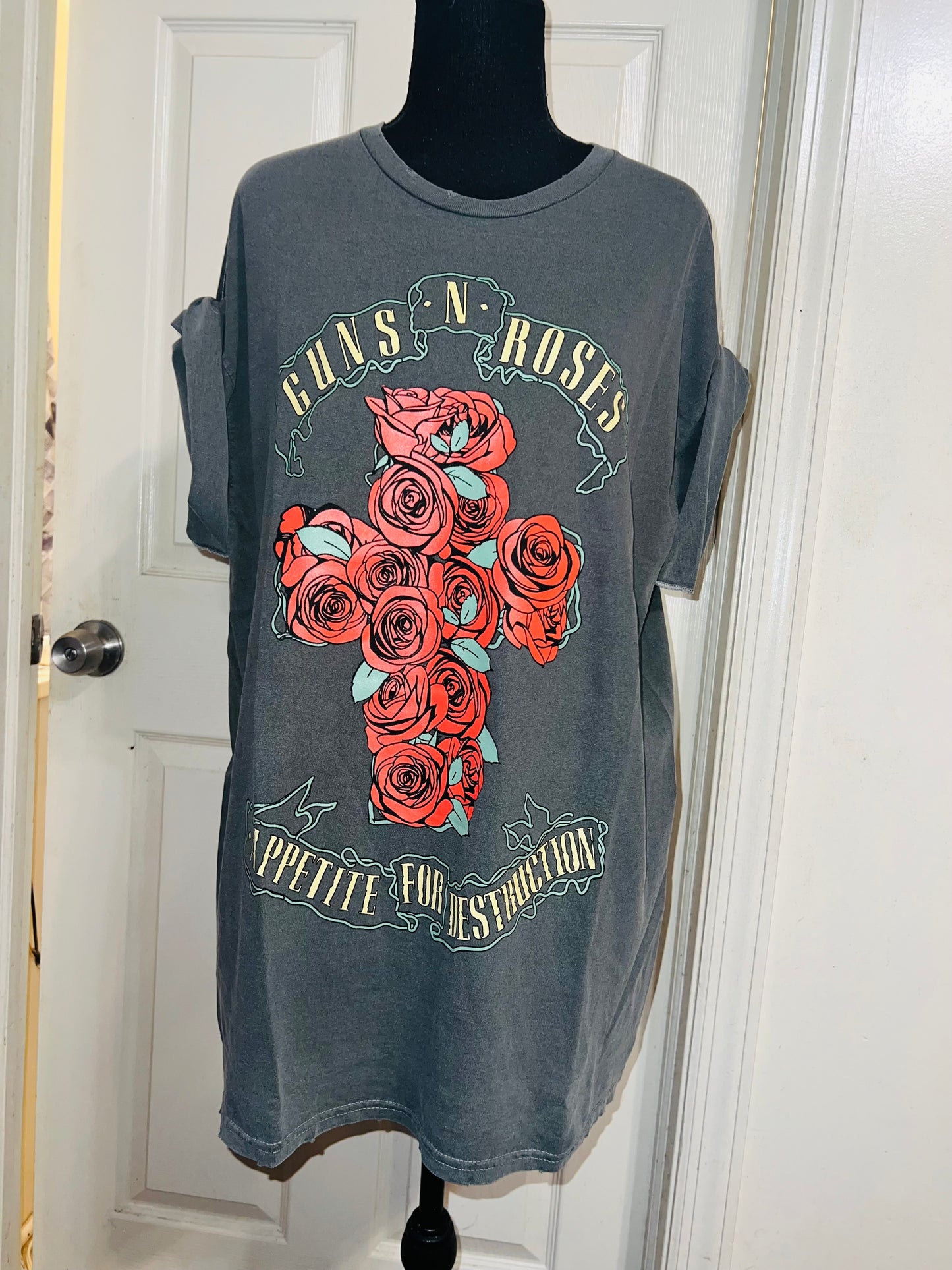 Guns n Roses Oversized Distressed Tee