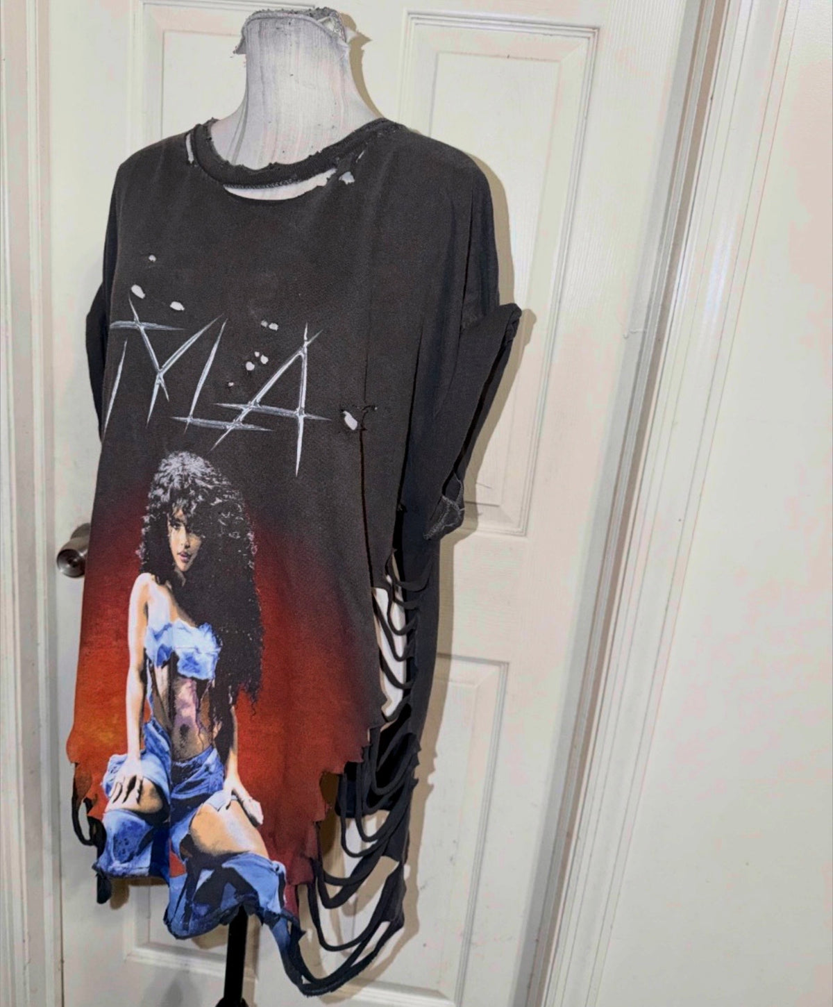 Tyla Oversized Distressed Tee (as is)