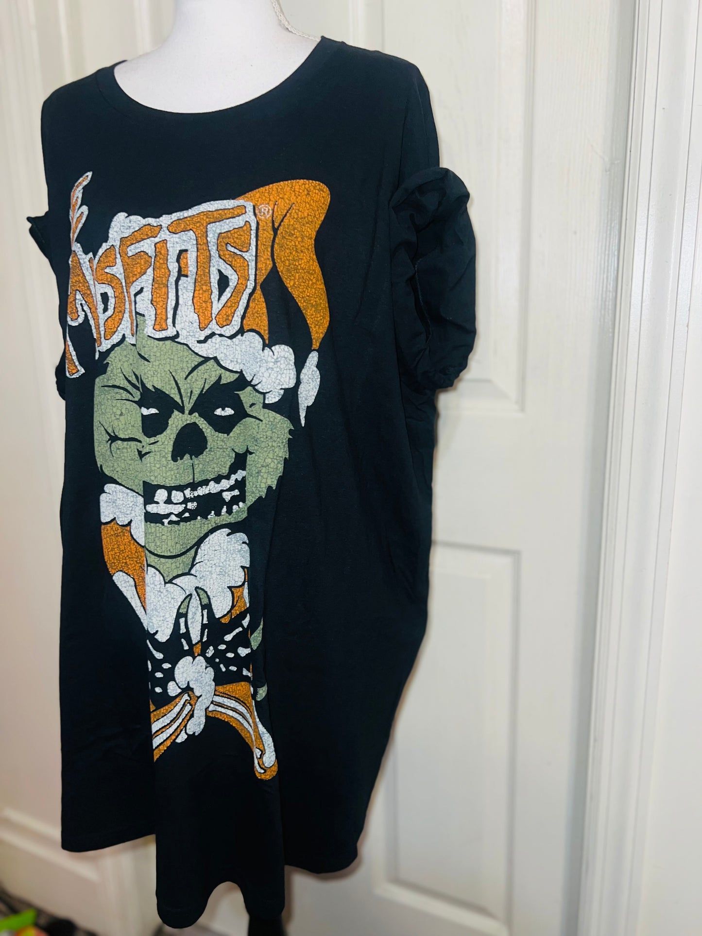 The Misfits Holiday Oversized Distressed Tee