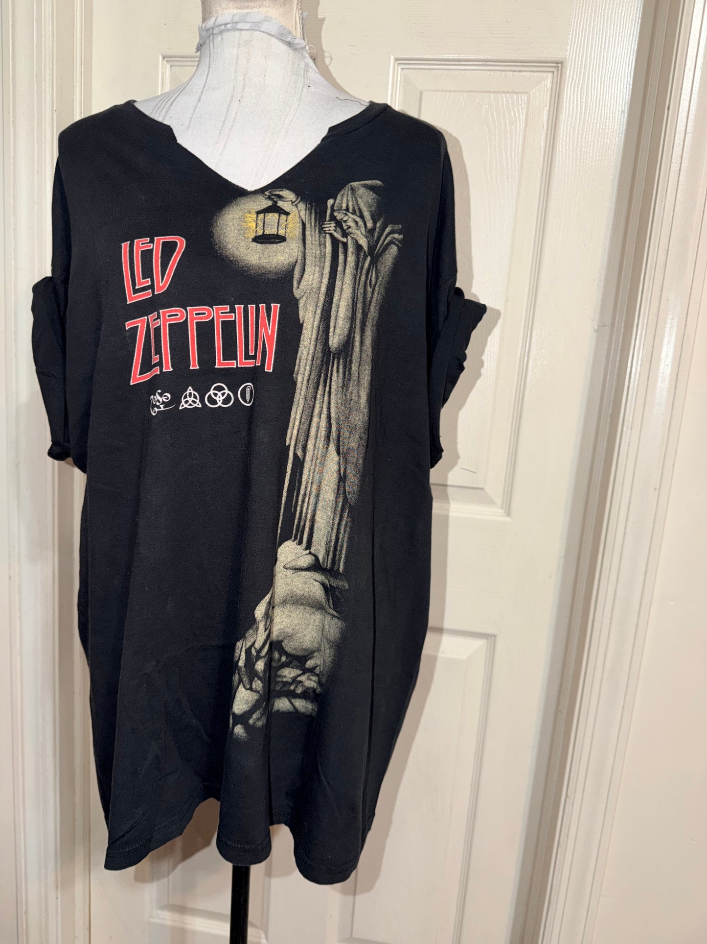 Led Zeppelin Oversized Distressed Tee