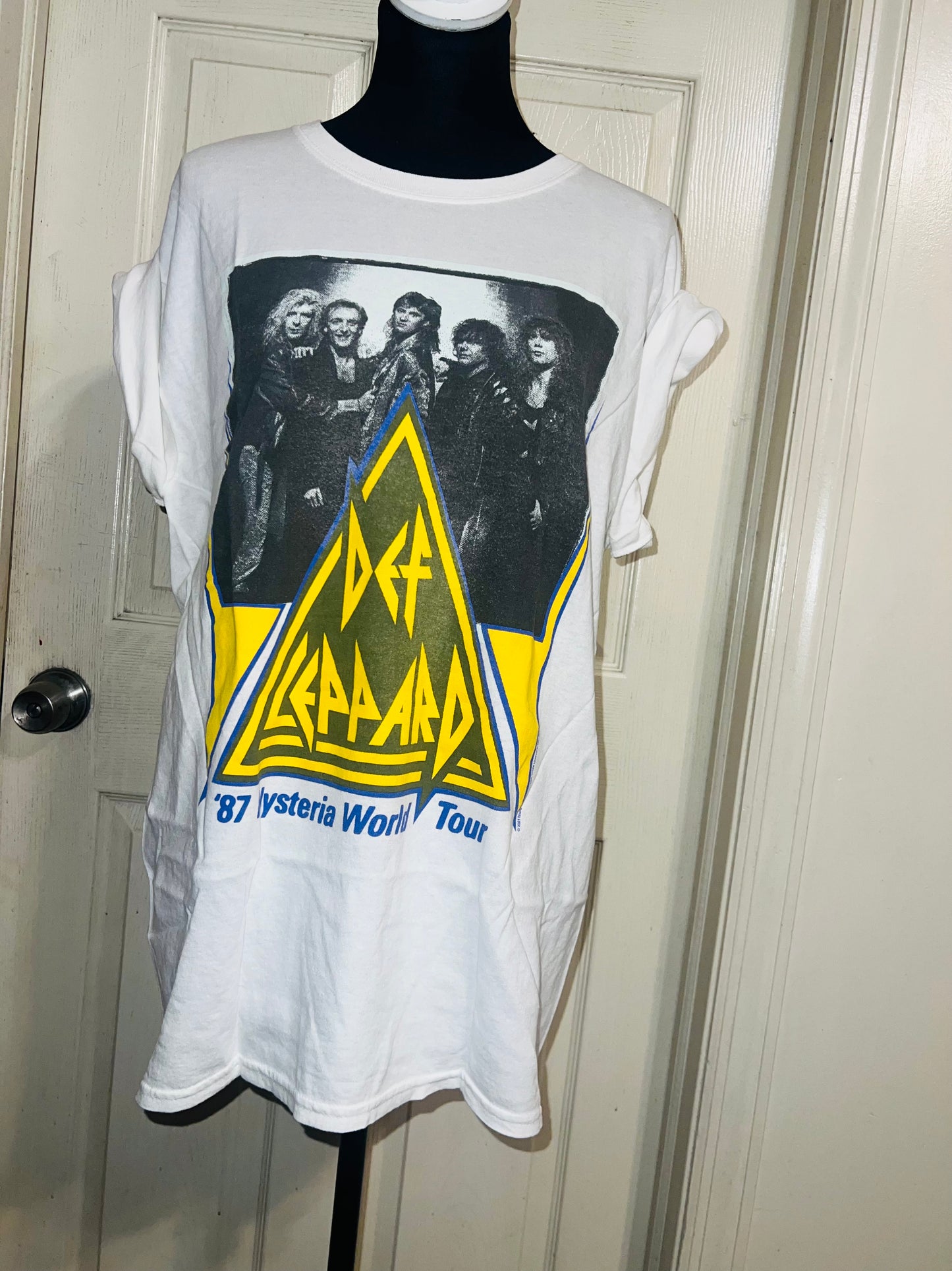 Def Leppard Oversized Distressed Tee
