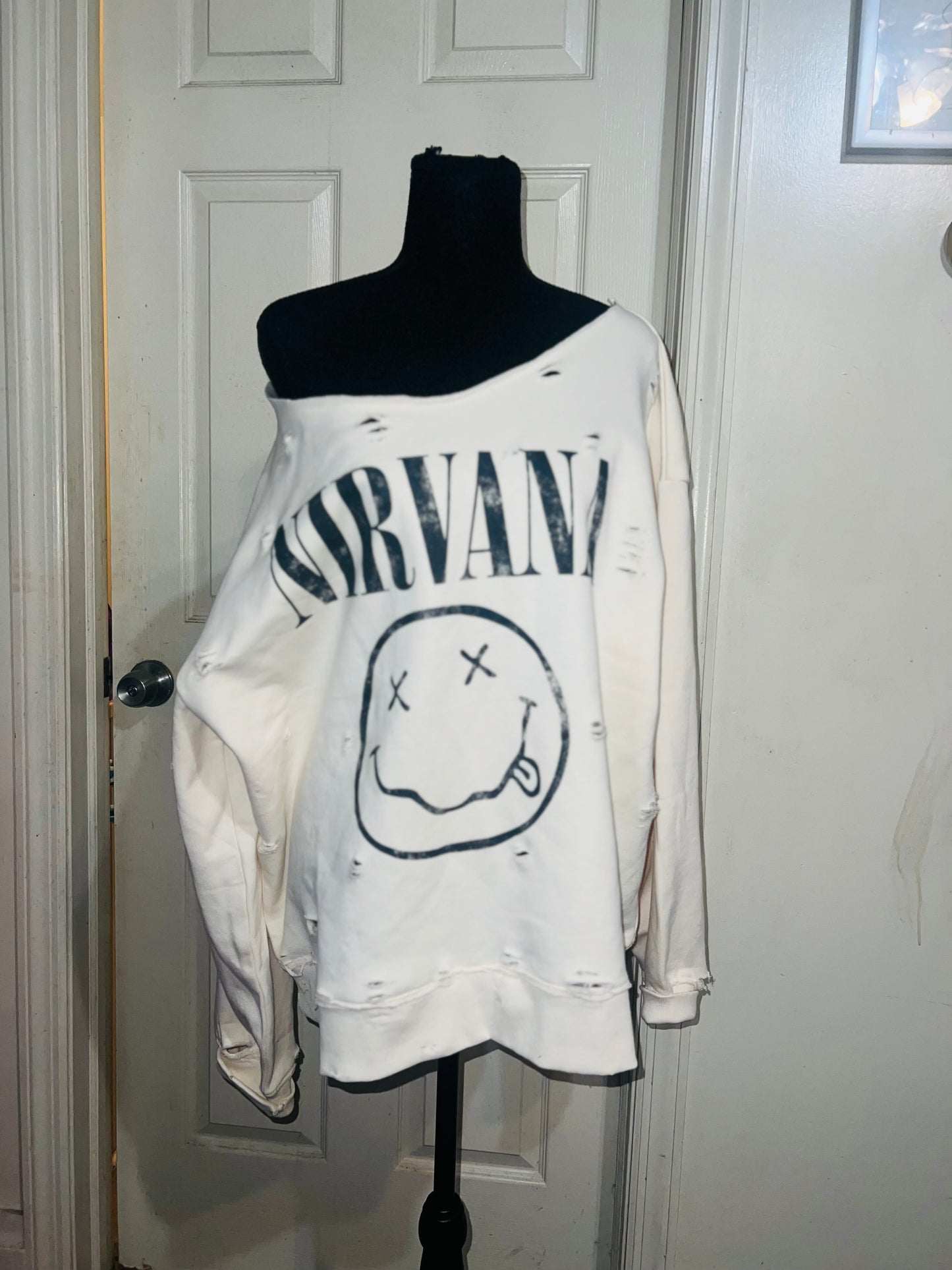 Nirvana Oversized Cream Sweatshirt