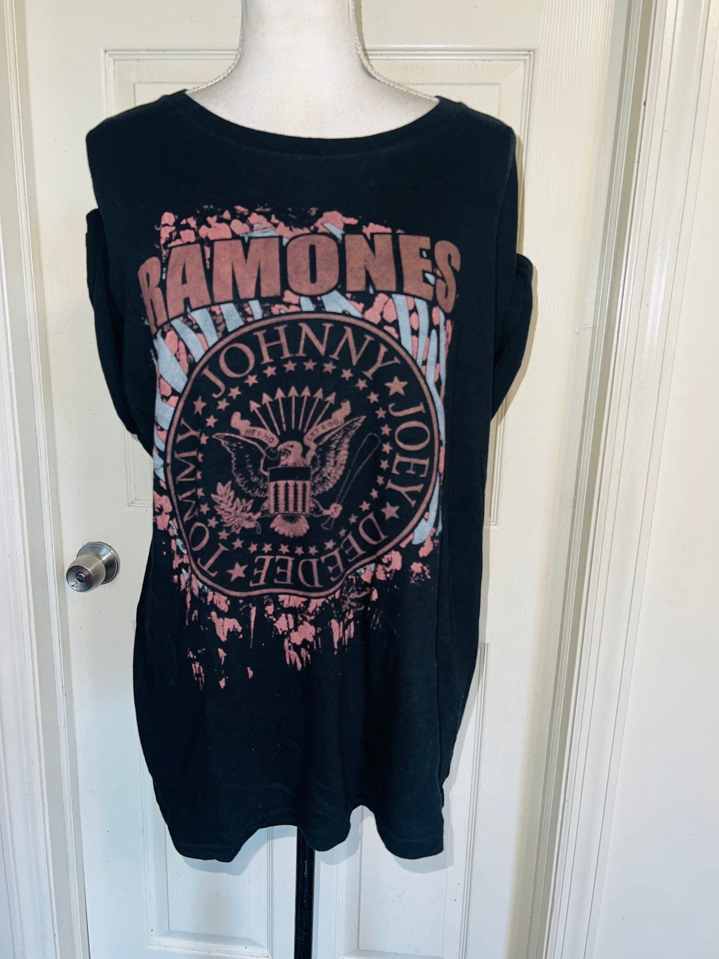 Ramones Oversized Distressed Tee