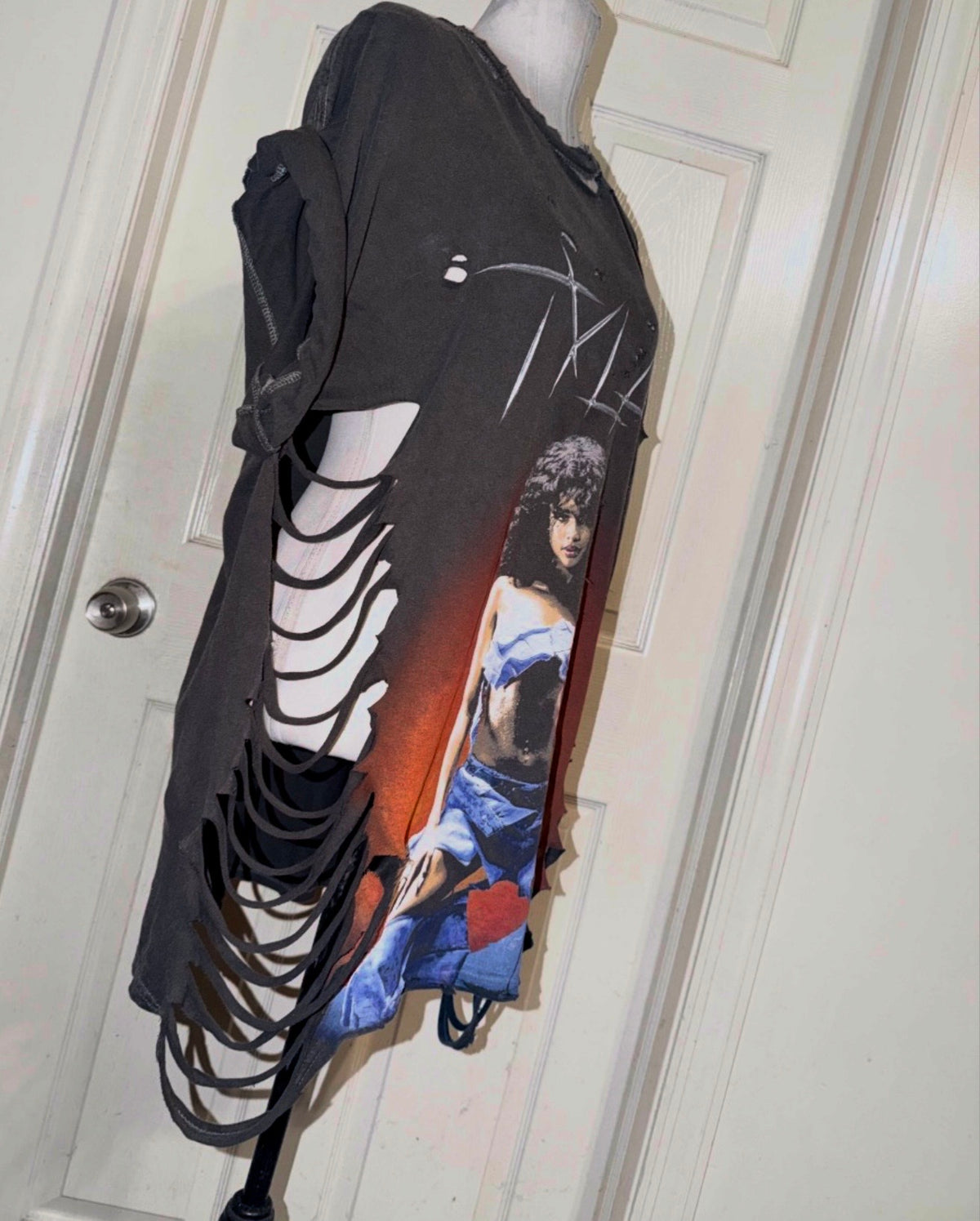 Tyla Oversized Distressed Tee (as is)