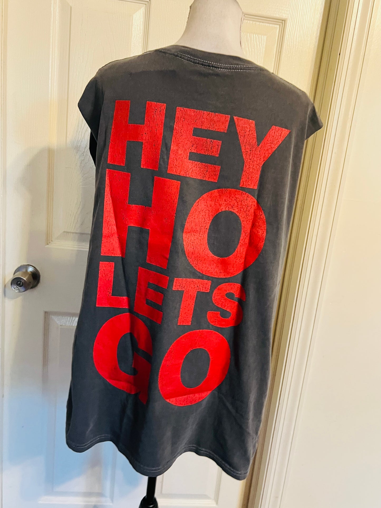 Ramones Oversized Double Oversized Distressed Tann