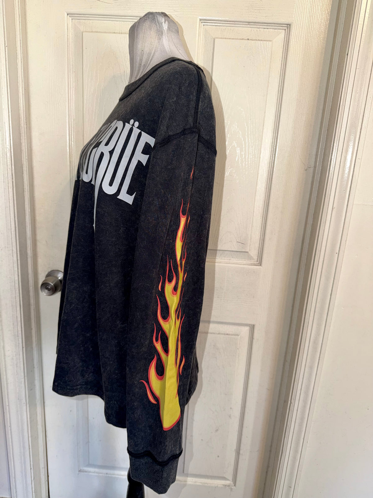 Motley Crue Oversized Long Sleeve Tee