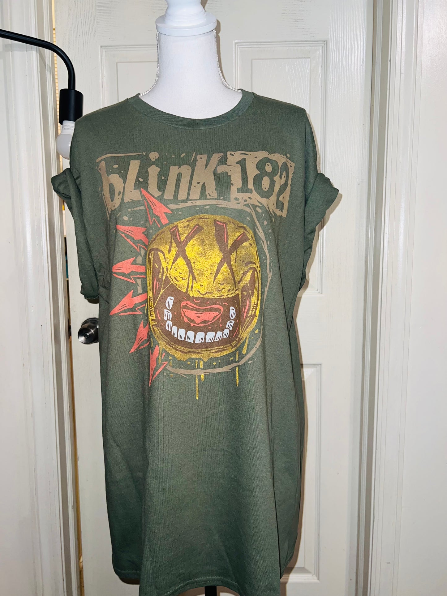 Blink 182 Oversized Distressed Tee