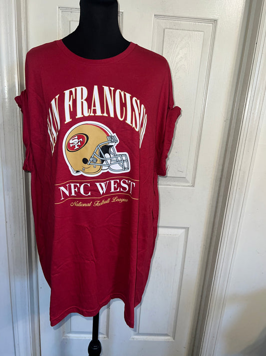 San Francisco 49ers Oversized Distressed Tee